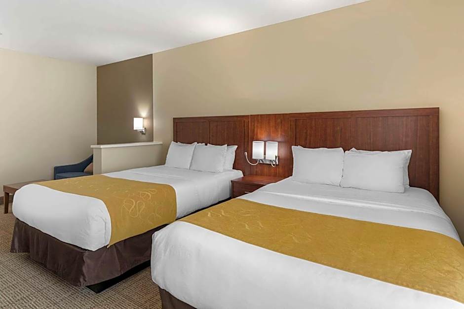 Comfort Suites Tulare