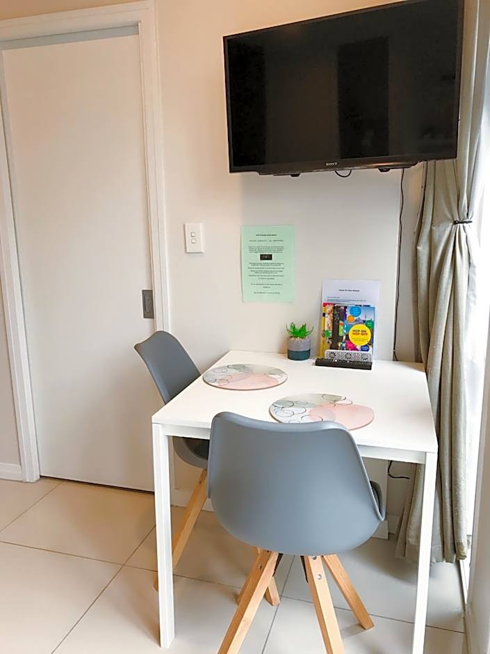 New Market Cozy Room