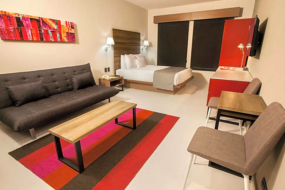 City Express Plus by Marriott Cabo San Lucas