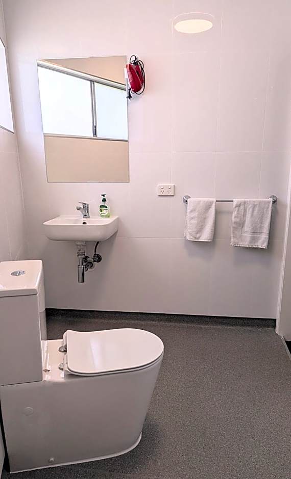 PROSERPINE MOTOR LODGE