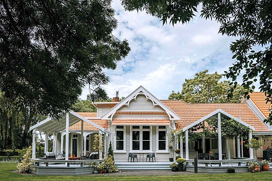 Hawthorne House