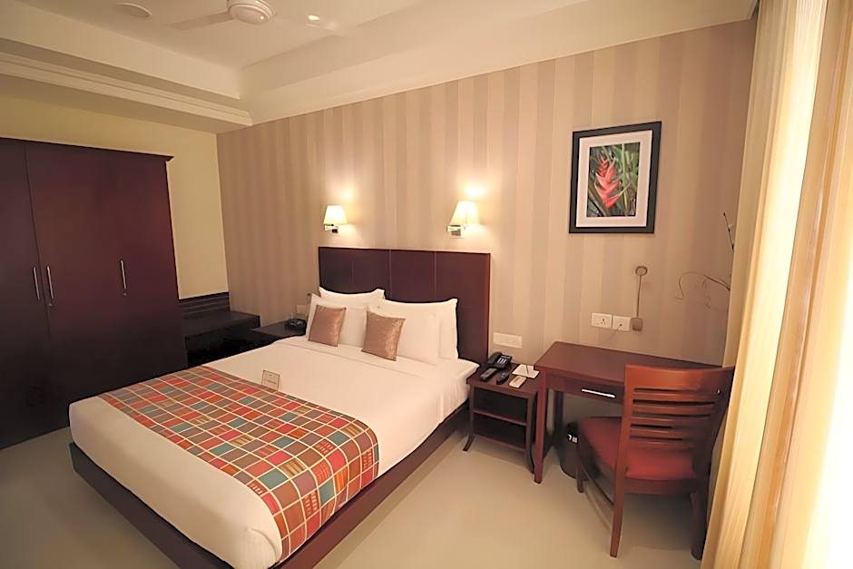 Lilac Hotel 3rd Block