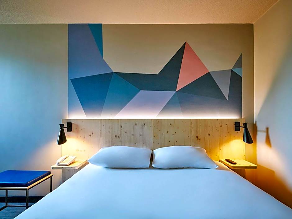 Mercure Evry Lisses