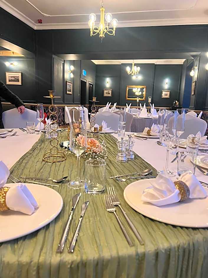 THE LORD NELSON HOTEL