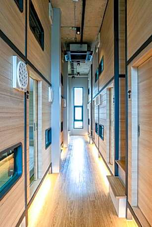 Mixed Dorm