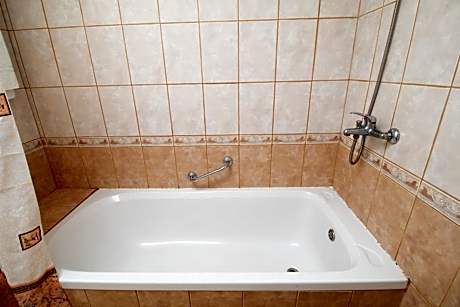 Economy Double Room - Ground Floor