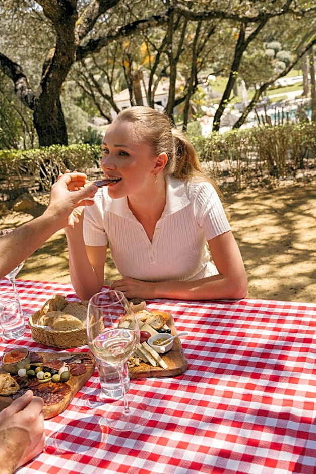 Barcelo La Bobadilla