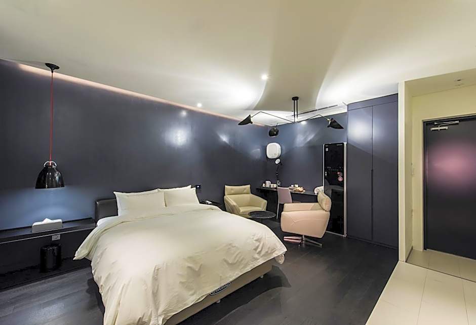 Le Stendal Hotel