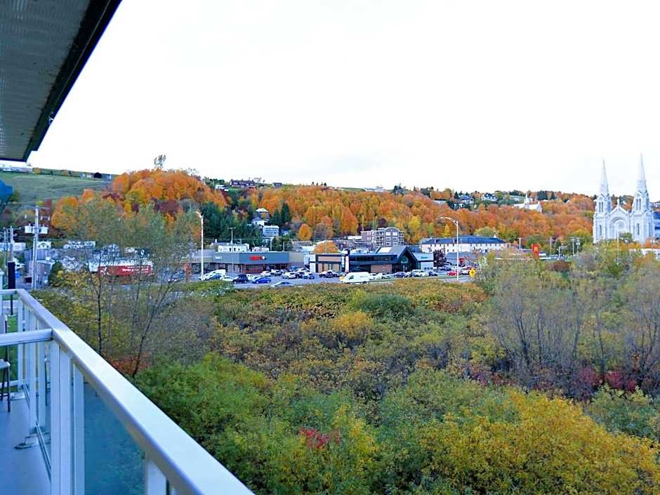 Quality Suites Ste Anne De Beaupre