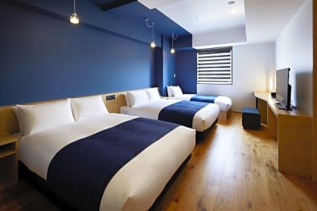 Grand Twin Room - Non-Smoking