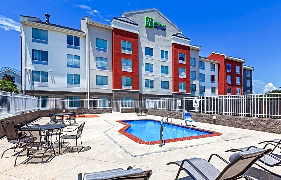Holiday Inn Express New Orleans East by IHG