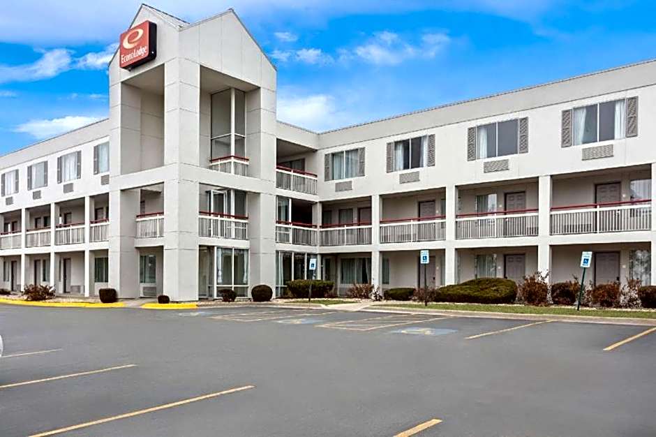 Econo Lodge Willowbrook