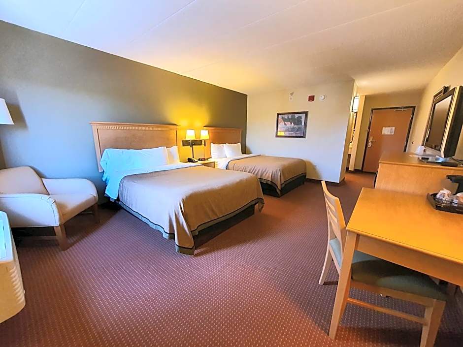 AmeriVu Inn and Suites - Waconia