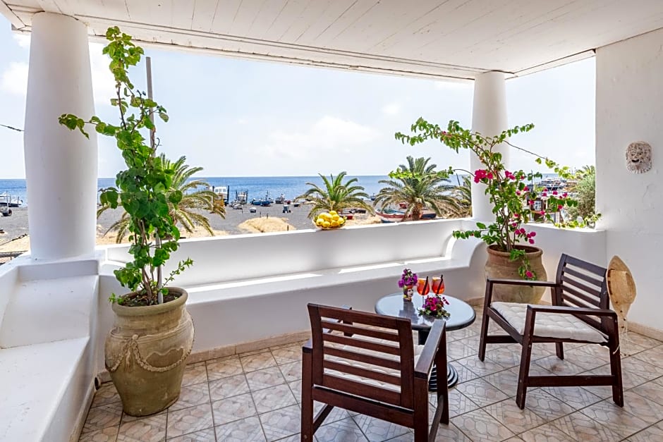 Hotel Ossidiana Stromboli Center