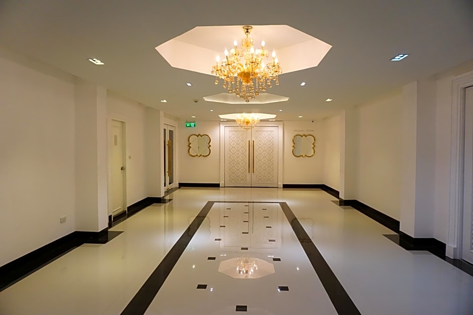 TARIS ART HOTEL PHRAE