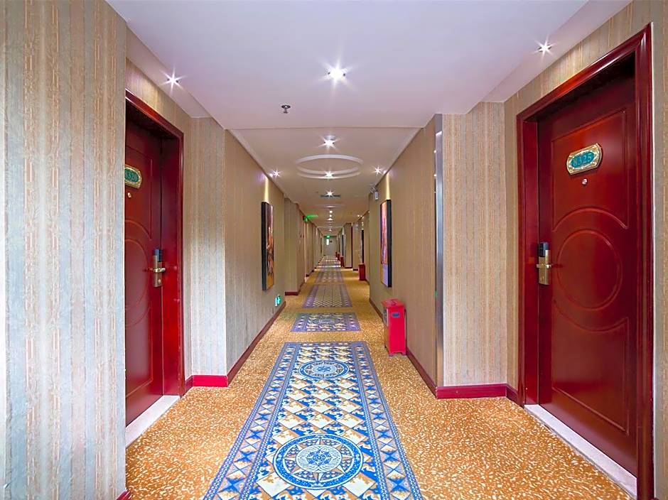 Vienna Hotel Zhuhai Xiangzhou Qinglv Road Theater