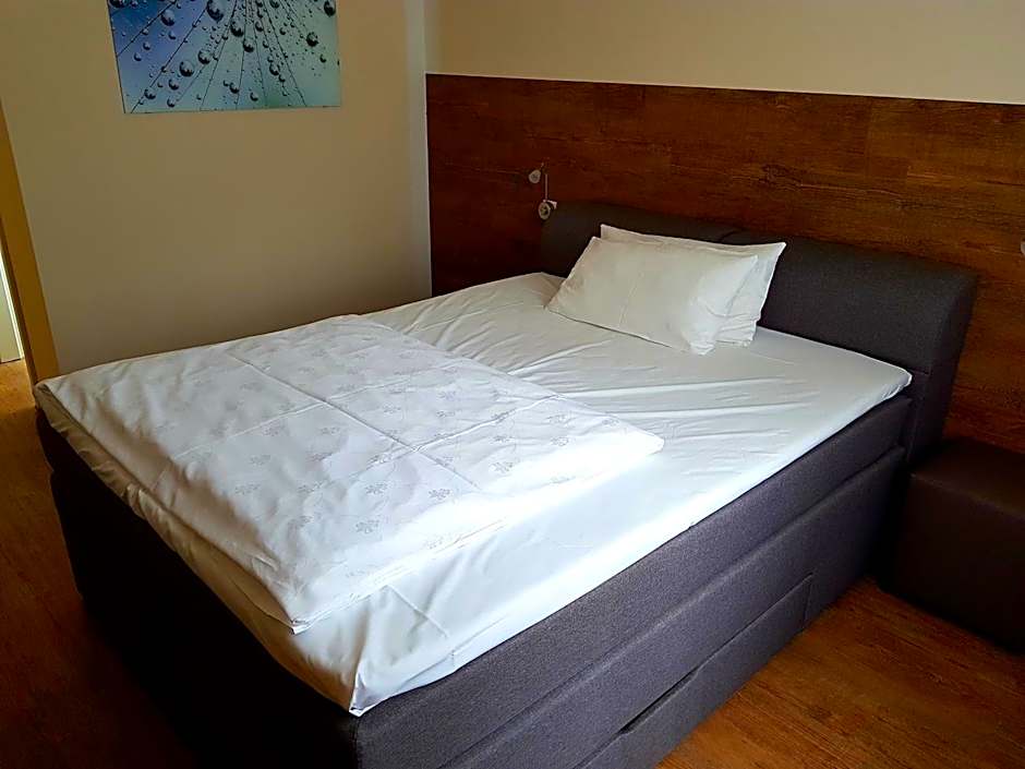 Hotel PrimaVera parco