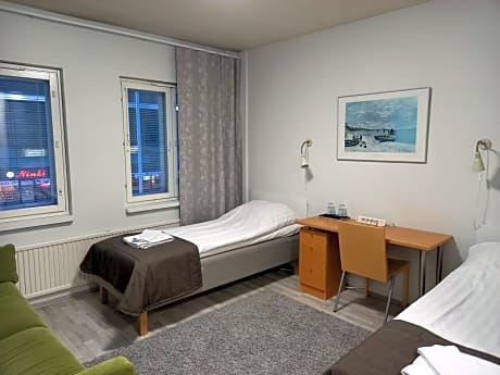 Gasthaus Lohja Bed & Breakfast