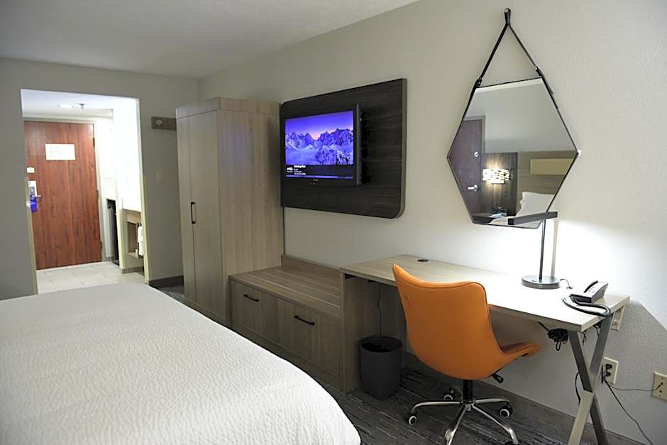 Keene Elm City Hotel, Ascend Hotel Collection
