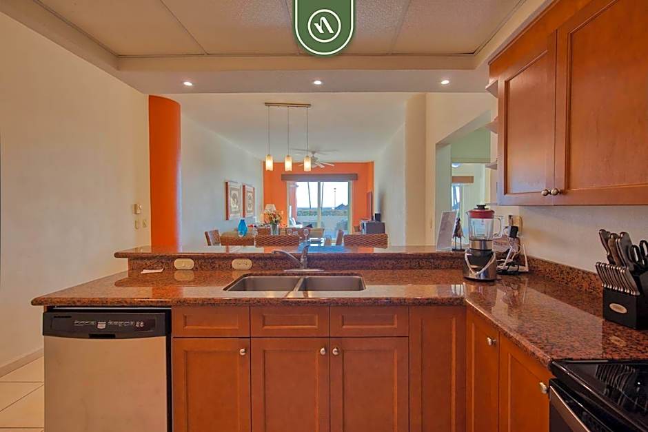 Mexican Styled 2 BR Condo - Beachfront - Pool