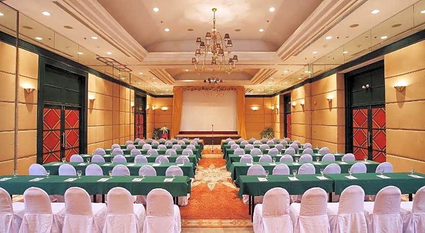 Centara Hotel Hat Yai