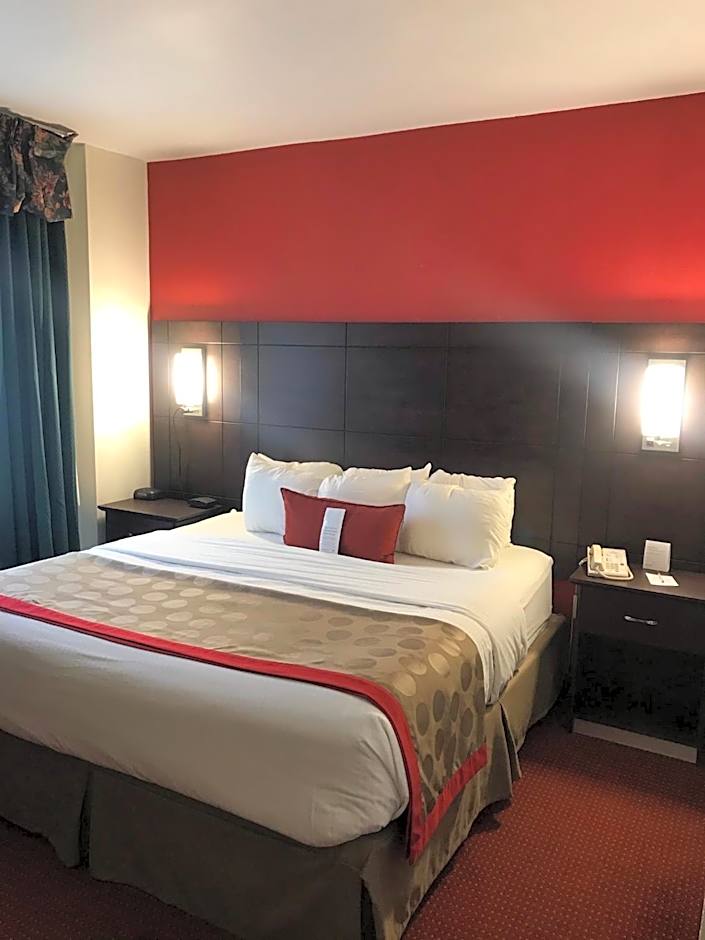 Ramada by Wyndham Ligonier
