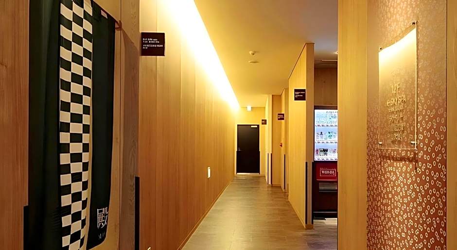 Candeo Hotels Chino