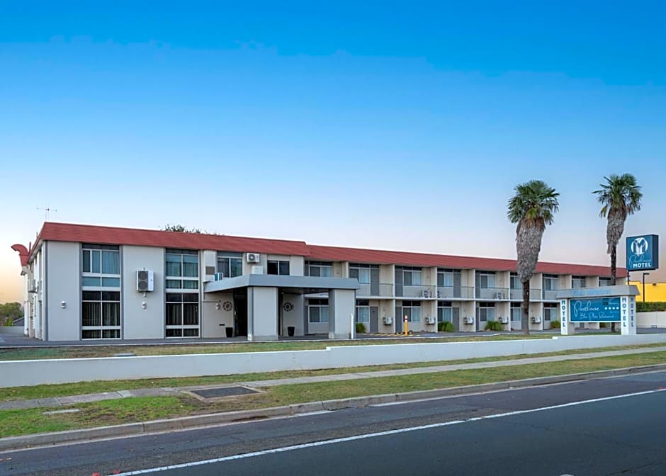 Posthouse Motor Lodge