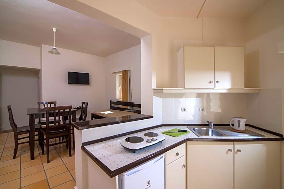 Ourania Apartments