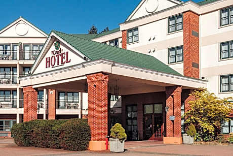 The Grand Hotel Nanaimo
