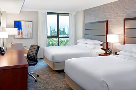 Deluxe Queen Room with 2 Queen Beds