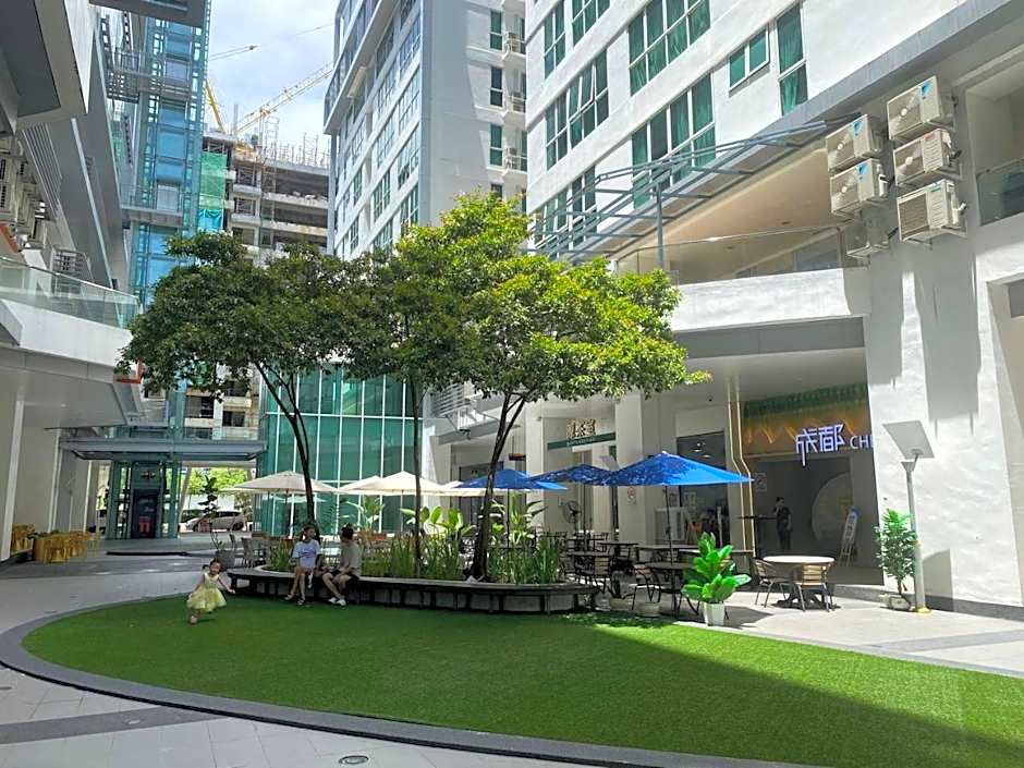 Sutera Avenue The residences, Opposite Imago Shopping Mall, NDS Homestay