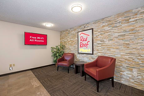 Red Roof Inn PLUS+ & Suites Opelika