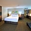 Cairns Harbourside Hotel