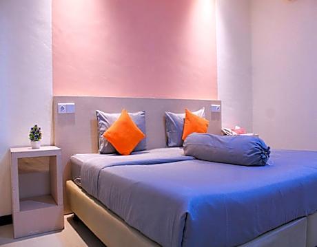 Suzuya Hotel Bagan Batu