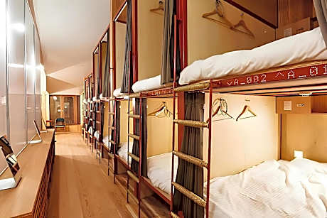 Dormitory Room - Mixed