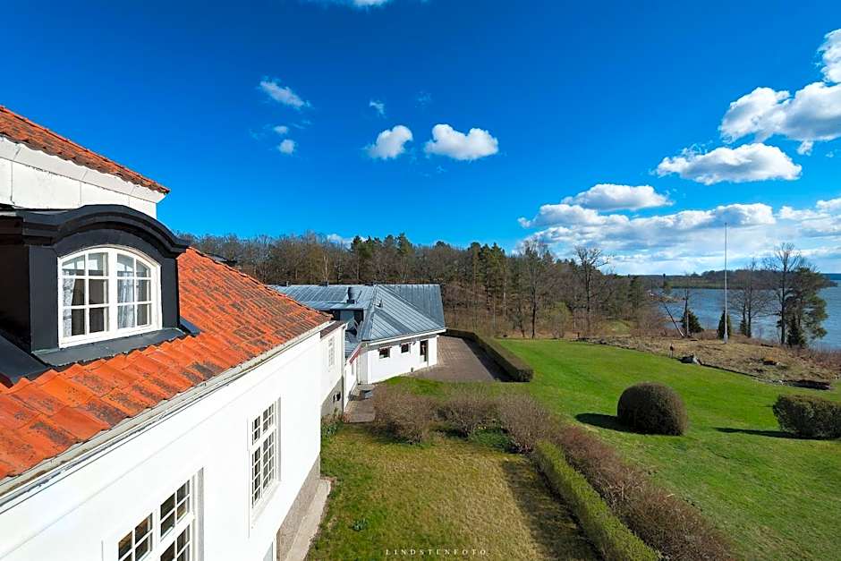 Liljeholmen Herrgård Hostel