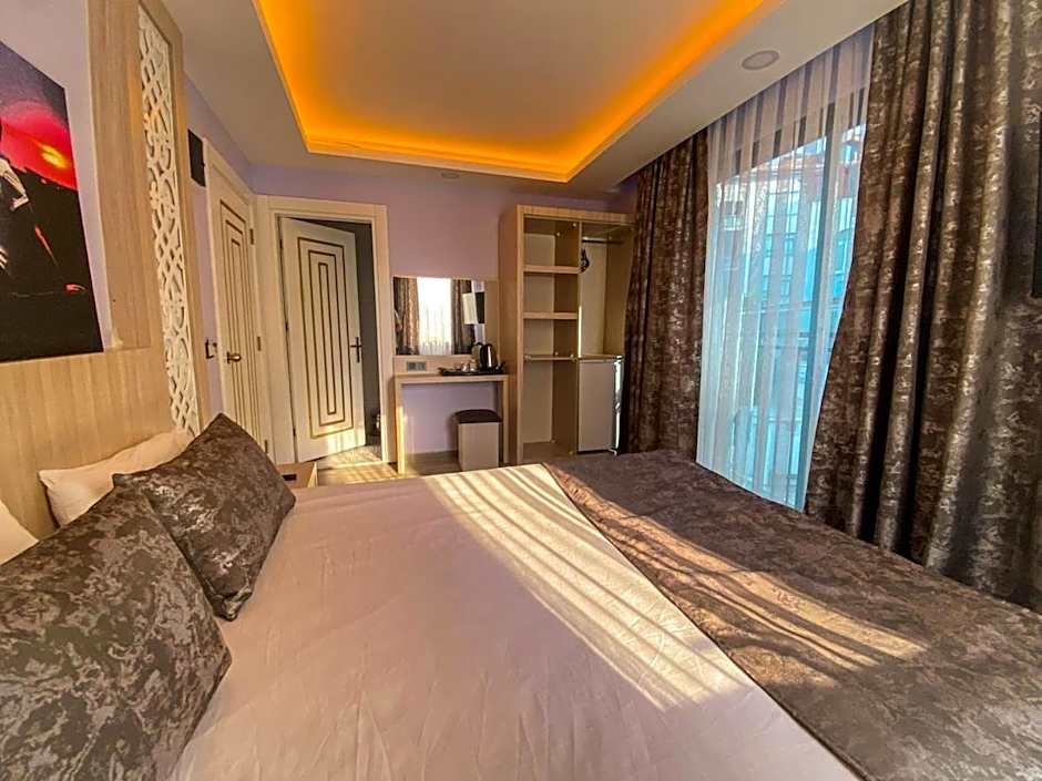 Castle Light Boutique