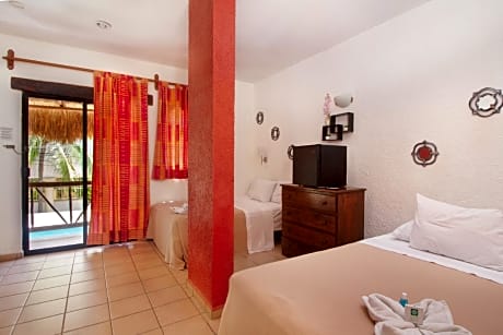Coba 2 Double Beds with Balcony and Private Bathroom