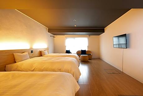 Triple Room with Shower