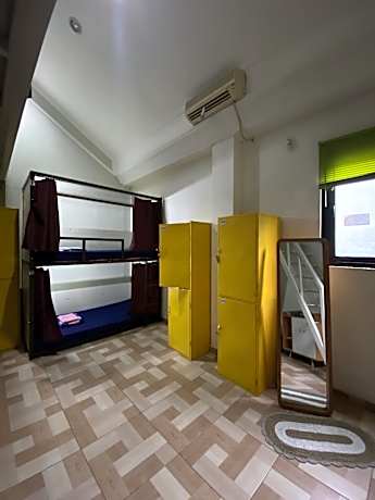 Mixed Dorm