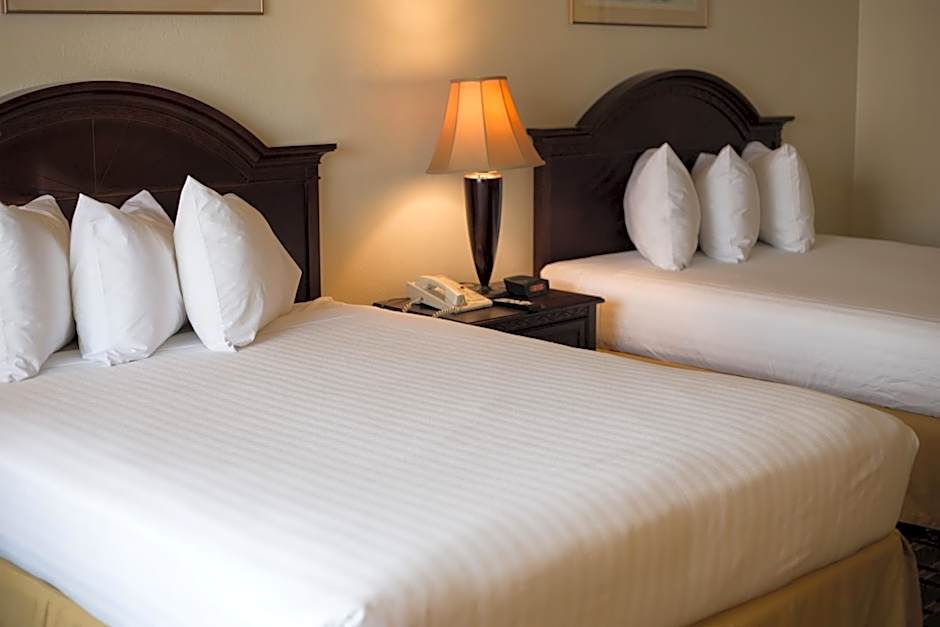 Queens Inn Anaheim
