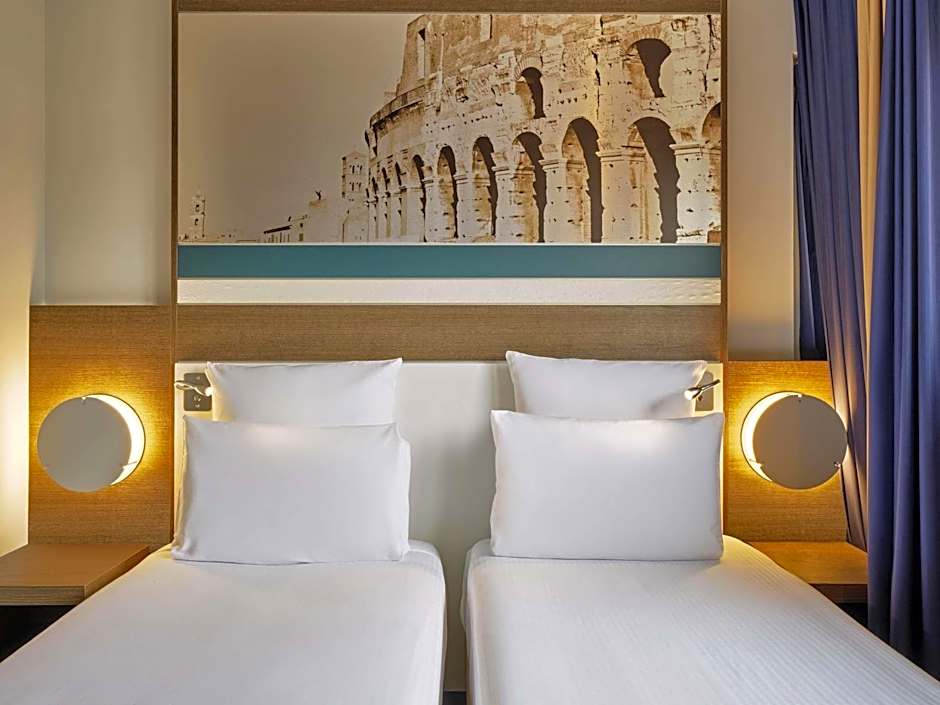 Mercure Roma Centro Colosseo Hotel