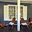Modern Luxe Family & Groups Friendly Bungalow with Patio & Workspace