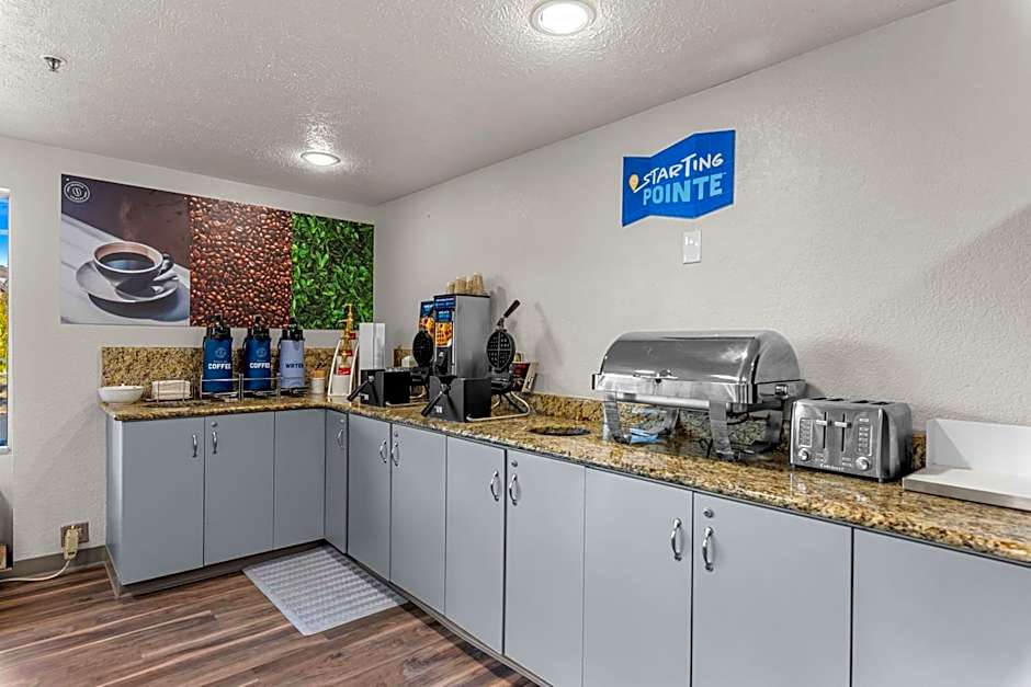 Clarion Pointe Wenatchee