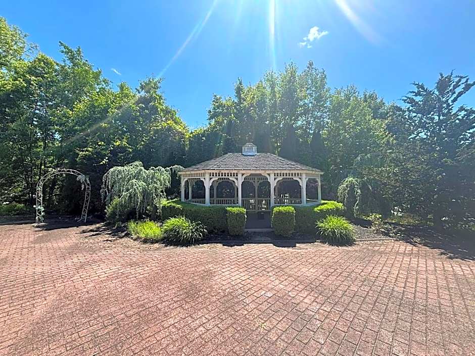 Best Western Plus Clarks Summit Scranton