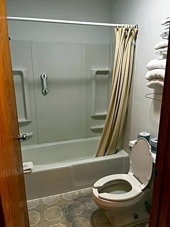 Furnas County Lodging