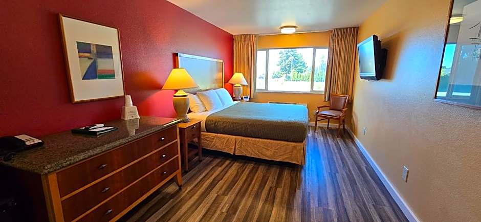 Photo 1 of 4 of 1 King Bed