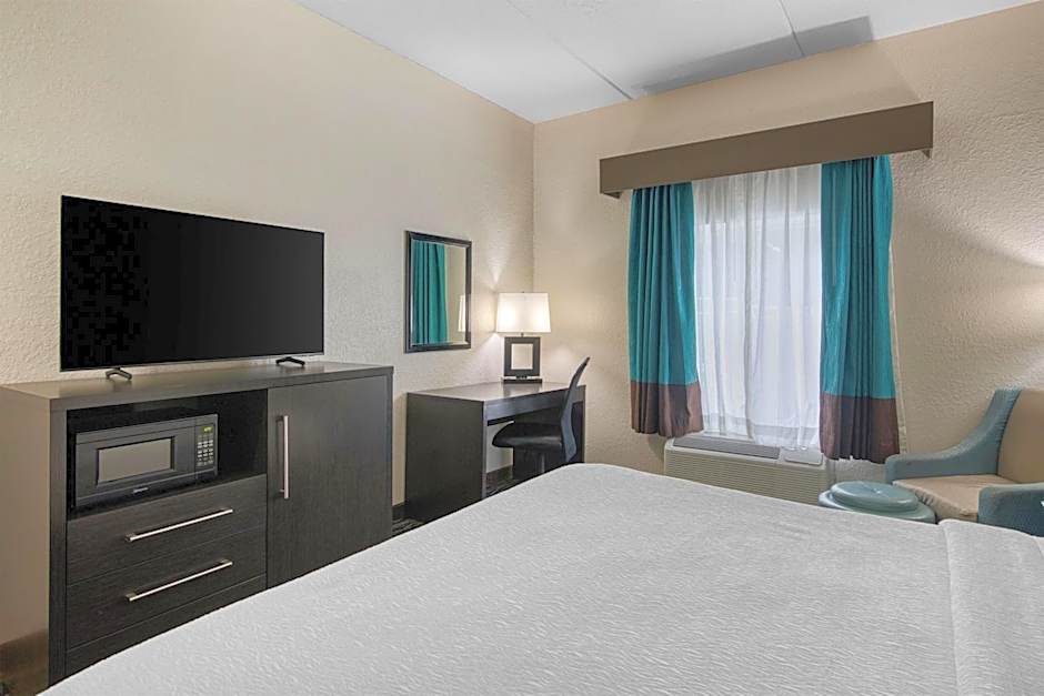 Best Western Waldo Inn & Suites