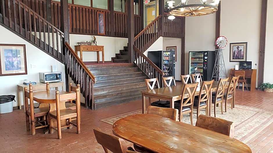West Texas Inn & Suites Midland